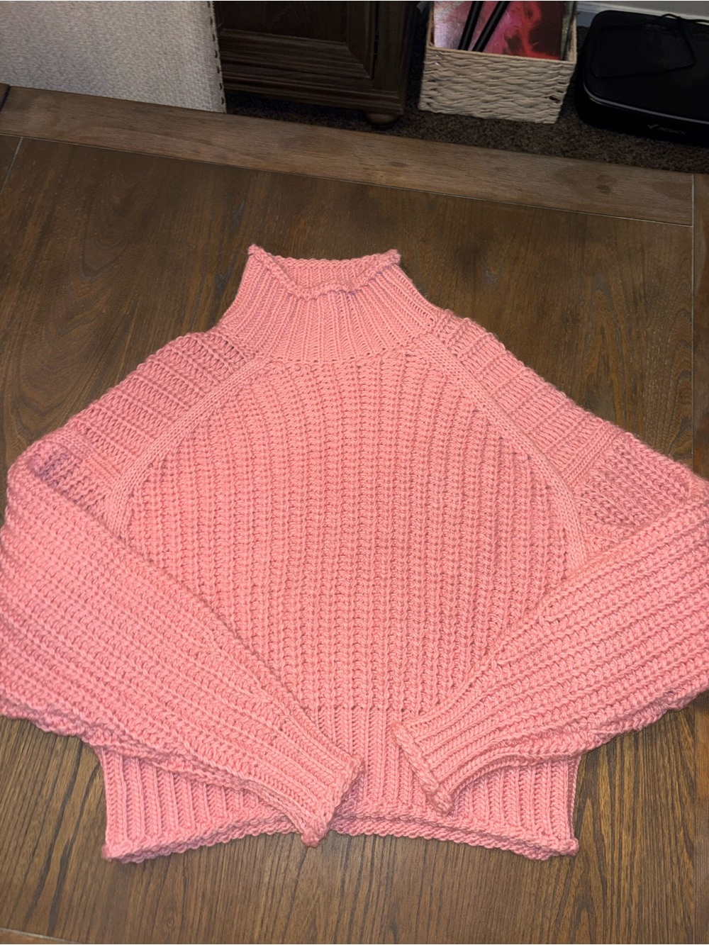 Women's Pink Chunky Heavy Rib-Knit Turtleneck Sweater
